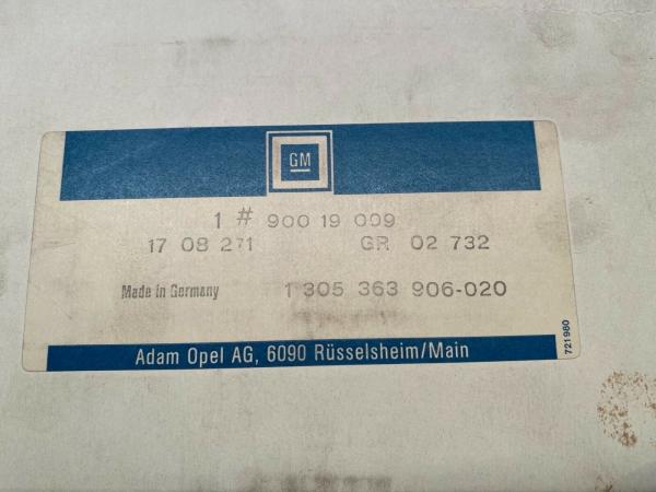 Opel 90019009 1708271 Reflektor Ascona B